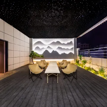 Hezhou • Pengyue | Zilin Smart Elegant.Cozy.Comfortable Homestay (Lingfeng Plaza)