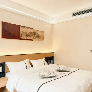 Quanjia Hotel NingduDengfeng Avenue