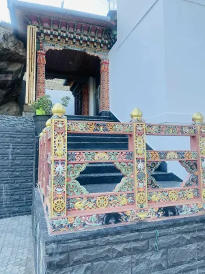 ไกอายูเอล - พร้อมระเบียง