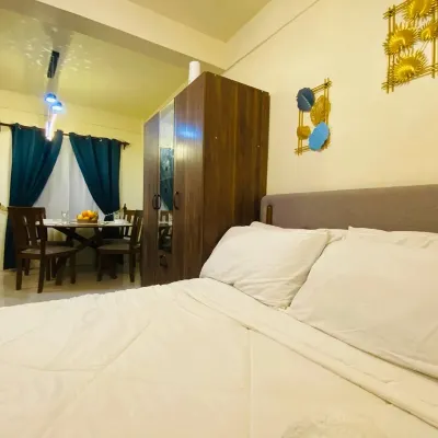 Lazy Daze Hometel Boracay 鄰近卡格班海滩的酒店