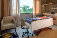 Feathers - A Radha Hotel Chennai - spa