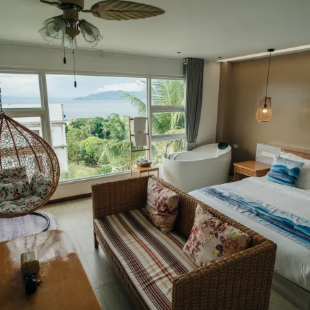 Puerto Galera Seaview Resort