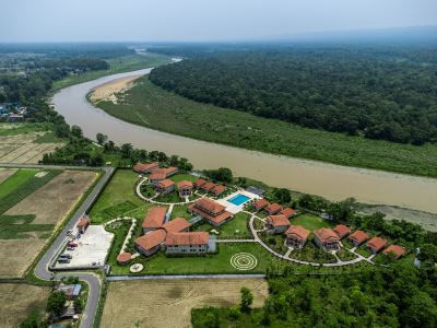 River Bank Jungle Resort