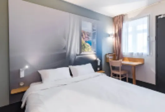 โรงแรม B&B HOTEL Saint-Brieuc