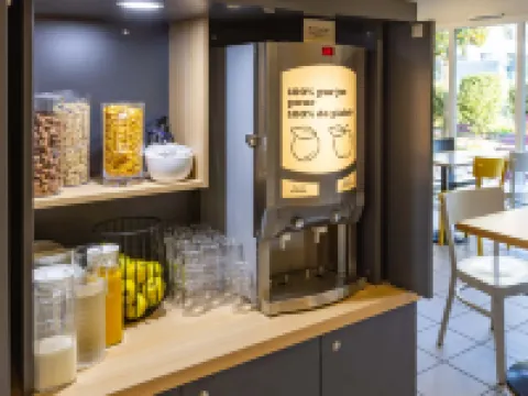 B&B Hotel Rennes Ouest Villejean Hotéis em Rennes