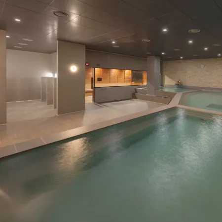 Chestertons Dominicleva Sokcho (Free Swimming Pool, Sauna, Cooking Studio)