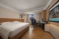 Huiyue High-Rise Hotel (Wuhan Hongshan District Guanggu Plaza) - Esports