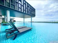 Bali Residence Melaka Seaview by Amy Living - Infinity Pools