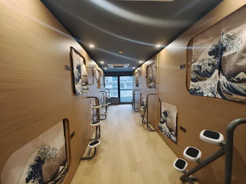 Louis Stages Shibuya