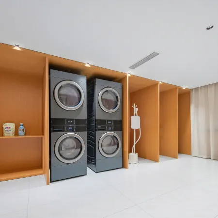RuJia Yihe Hotel (Panzhou Donghu Park)