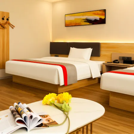 Junyi Chain Hotel (Lvliang Lin County Bus Station Government Service Center Branch)