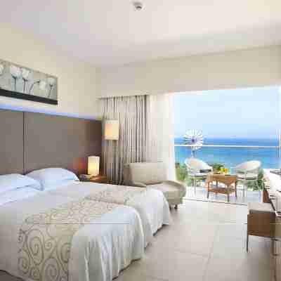 Pernera Beach Hotel Rooms
