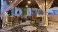 King Badr pyramids inn