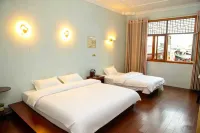 Tang Mo Huazhongju Homestay (Tang Mo Scenic Area)