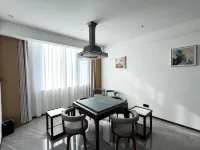 Yangzhong Yipin Hotel