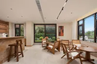 Fuxian Lake · No Yearning for Immortality · Wabi-Sabi Aesthetic Homestay