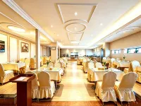 Vienna International Hotel (Zhuzhou Railway Station Central Square Branch) - Parkering