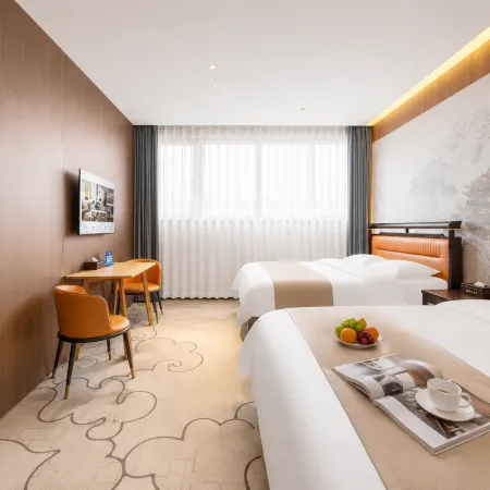 Viva Hotel (Beijing International Trade Sihui East Subway Station)