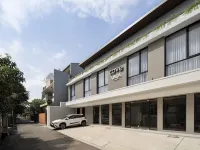 Cove Vaia Hotels in Regol