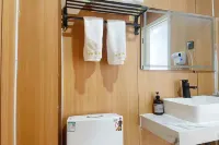 Home Inn Huayi Hotel (Minsheng Square, Dongsheng District, Ordos City)