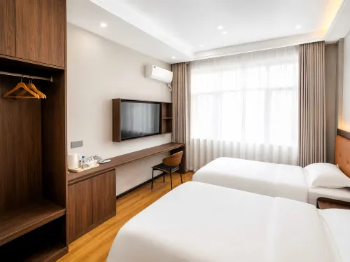 Youju Apartment (Pingxiangbei Railway Station & Olympic Sports Center Branch)
