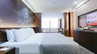 Long Xin International Hotel - parking