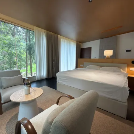 Muchuan Lingxigu Eco-friendly Homestay