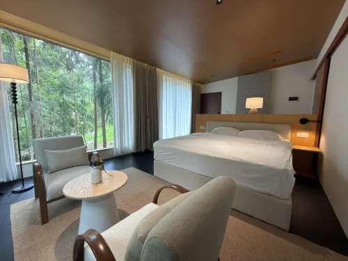 Muchuan Lingxigu Eco-friendly Homestay - parking