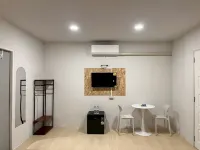 K-YA HOUSE Các khách sạn gần Cung điện Chan