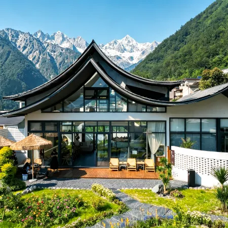 Reclusive·Snow Mountain Star-Viewing Private Hot Spring Boutique Hotel