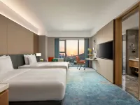 Crowne Plaza Dalian Kerren Hotels near Dalian Development Area
