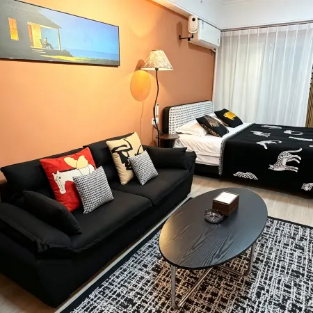 Bengbu Xiaoman Lake View Homestay (University of Finance Tianhu International)