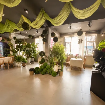 Shiguangli Light Hotel‌