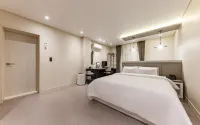 Sejong Hotel Ahnon - 3 estrellas