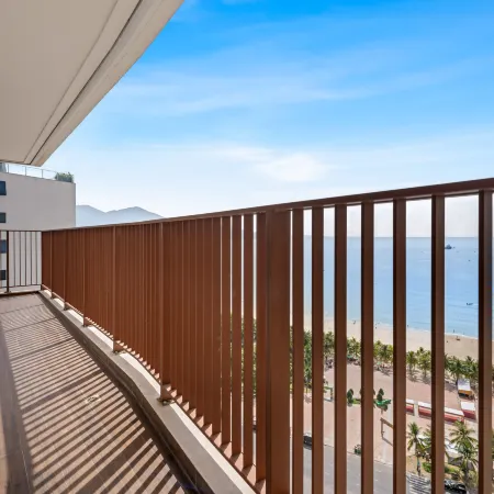 The Soleil Residence My Khe Beach Da Nang - Apartment