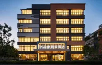 Fuyue Theme Hotel (Jinan Tangye Outlet Store - Original Yishang Hotel) - Bintang 3