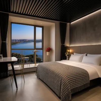 Pusu Designer Hotel (Taiyuan Jinyang Lake Park Vientiane City) Hotels near Mengshan Grand Buddha