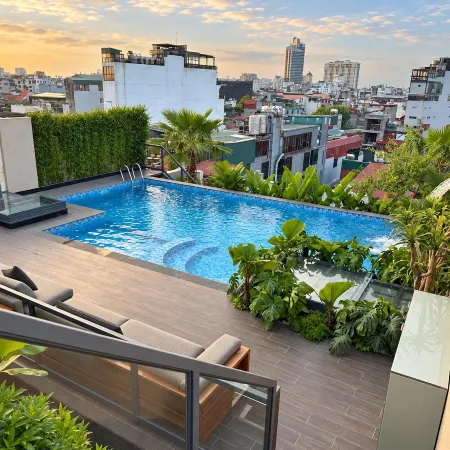 Classyc Hotel Hang Buom