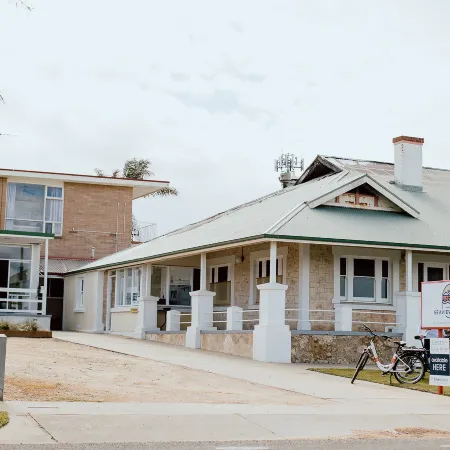 The Ellson Hotel