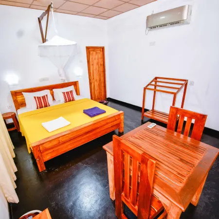 Bright Sun Safari Hotels in Udawalawa