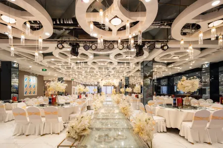 Rose Hotel Отели рядом со станцией Zibo Railway Station