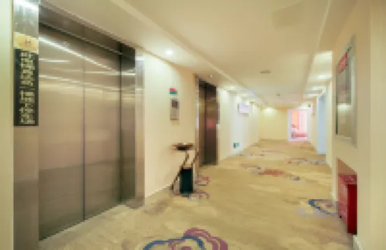 Shiyou Theme Smart Apartment (Dali Railway Station)