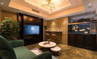 Mingshi Loft Apartment Hotel