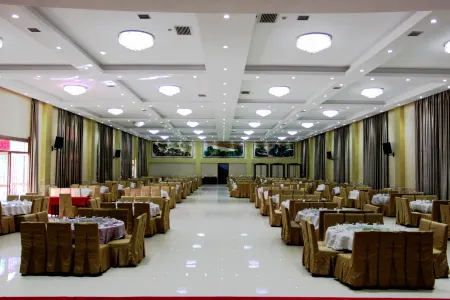 Holiday Inn Rome Lantian Отели в г. Ланьтянь