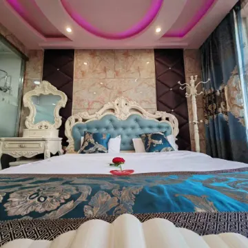 Tailai Hanting Hotel