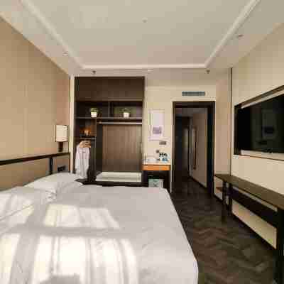 Dongshan Hotel Rooms