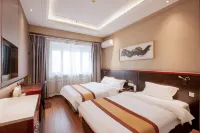 Oriental Hawaii Hotel (Heihe Central Pedestrian Street Shop)