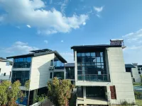 Hushan Xiaoyin Homestay (Jintan Maoshan Oriental Salt Lake City Branch)