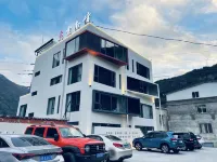 Kangding Suonanzhi Homestay Hôtels à : Kangding
