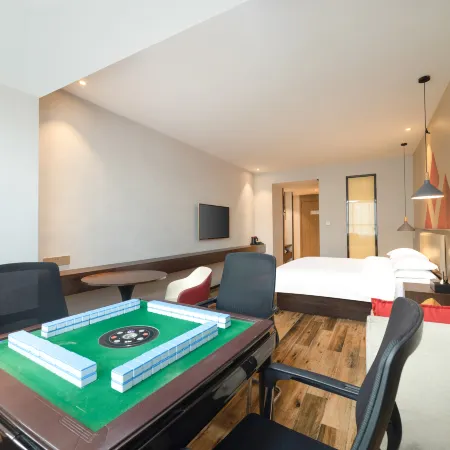 Borrman Hotel (Shaodong High-speed Railway Station International Business City)